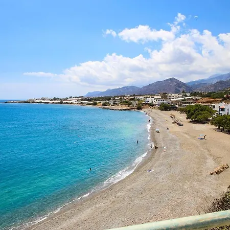 Mmm Tatil Evi Makrýgialos